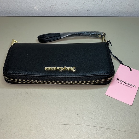 New with tag Juicy Couture black wristlet single zip large wallet faux leather - Picture 1 of 11